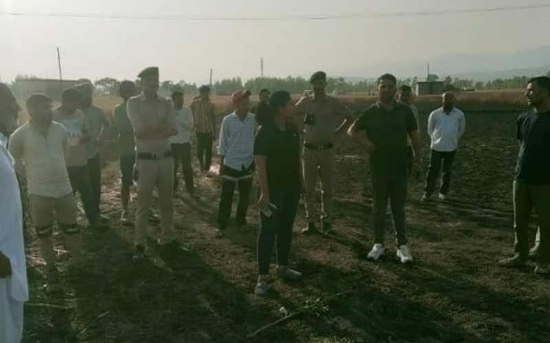 Fire in Hoon's field, 20 bighas of wheat crop burnt to ashes