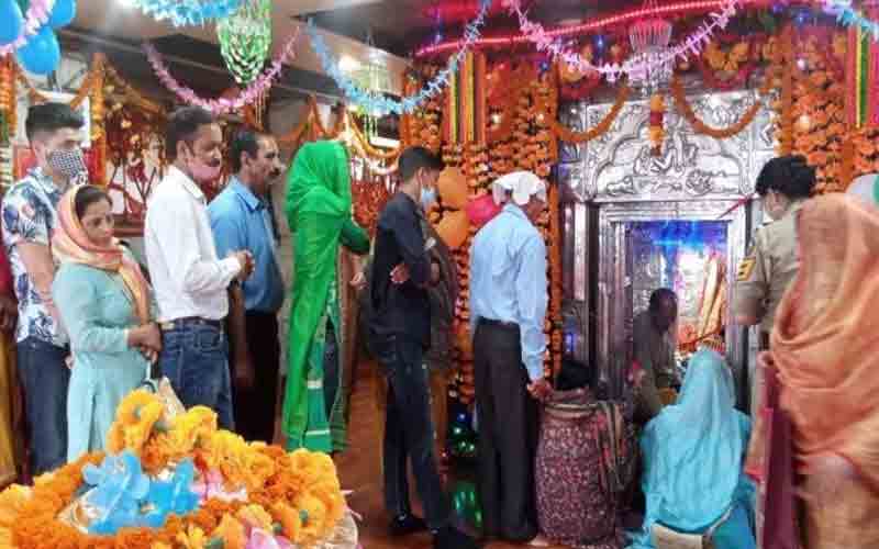 Long queues of devotees in the temple to have darshan of Bhalei Mata