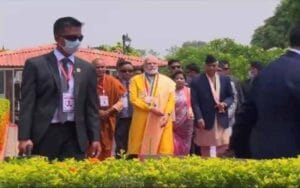 PM Modi reached Lumbini, Sher Bahadur Deuba warmly welcomed