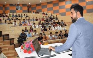 Additional Deputy Commissioner gave tips to the children regarding UPSC Civil Services Examination, said...