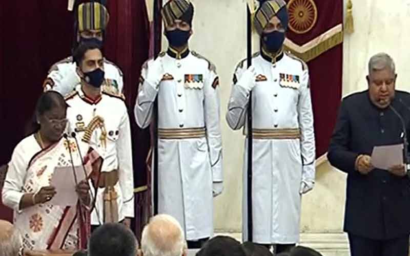 Jagdeep Dhankhar became the 14th Vice President of the country, President Draupadi Murmu administered the oath
