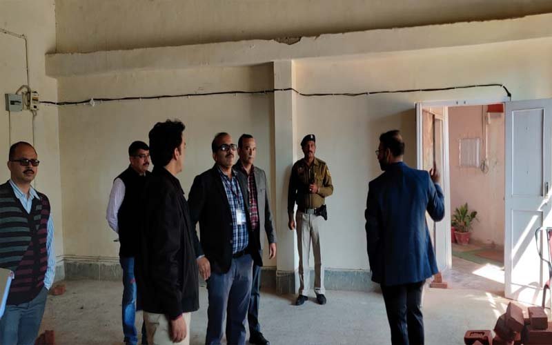 सामान्य पर्यवेक्षक मिन्हाज आलम ने विधानसभा क्षेत्रों का किया निरीक्षण