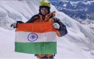 Himachal's Ishani conquered Mount Cho Oyu Peak, became the first woman