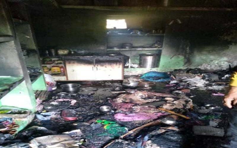 मकान में भड़की आग, सारा सामान जलकर राख…