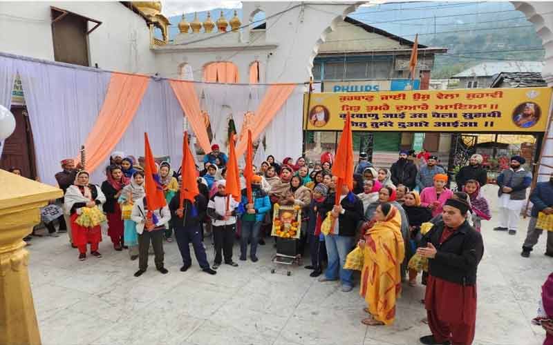 553rd Prakashotsav of Guru Nanak Dev Maharaj being celebrated with pomp in the district, today Kirtan-singing and...