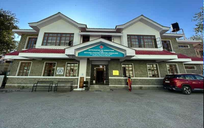 नशे की आदी महिलाओं के लिए एकीकृत पुर्नवास केन्द्र आशा की किरण के रूप में ला रहा नव जीवन का उजाला