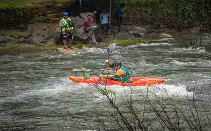 साहसिक खेलो को बढ़ावा देने के उद्देश्य से चलाया जाएगा कयाकिंग अभियान
