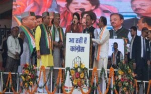 People gathered in Sataun, Priyanka Gandhi roared fiercely