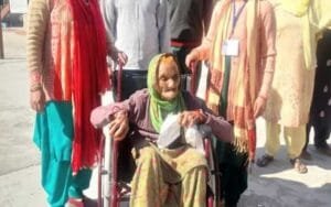 Salute to the spirit: 110-year-old Choto Devi set an example by going to the booth and voting