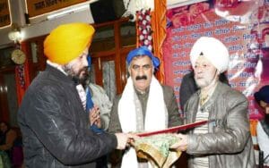 Chief-Minister-paid-obeisan