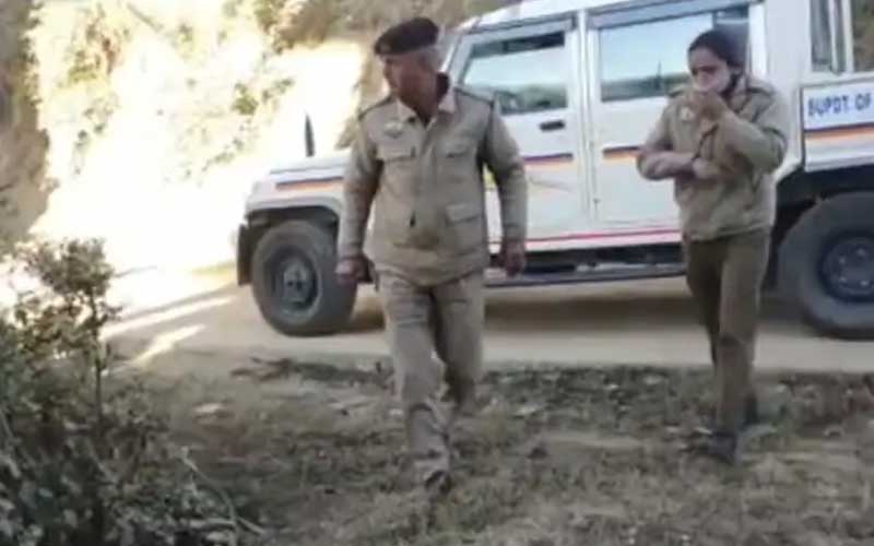 60 वर्षीय महिला की संदिग्ध हालत में मौत, पोस्टमार्टम रिपोर्ट में होगा…..