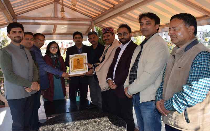 Dhanbir Thakur retired after completing 35 years of service