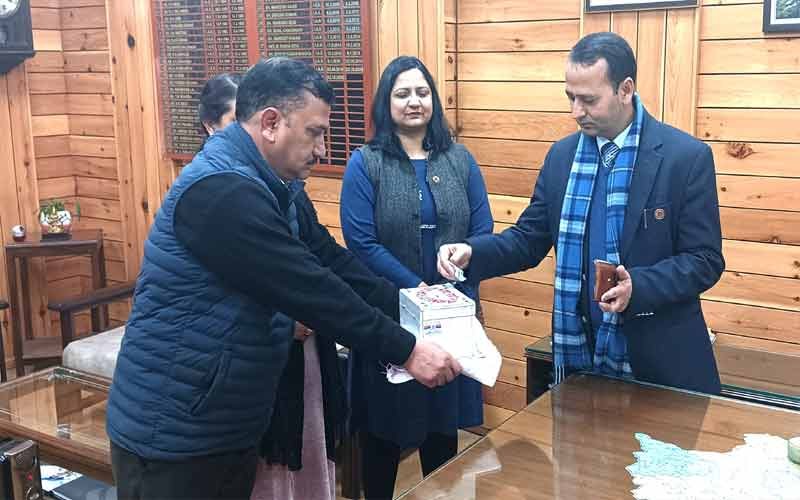 Flag Day is a symbol of respect for the army: Deputy Commissioner DC Rana