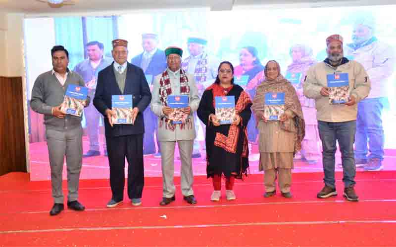 हिमाचली कल्चर संजोए रखने में जीनियस स्कूल निभा रहा अहम भूमिका: नंदलाल गर्ग