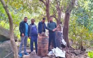 Illegal liquor furnace exposed in the forest, 1000 liters of Lahan destroyed