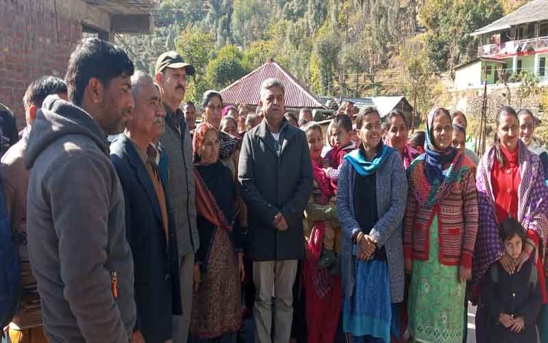 MLA Neeraj Nayyar expressed gratitude to the people