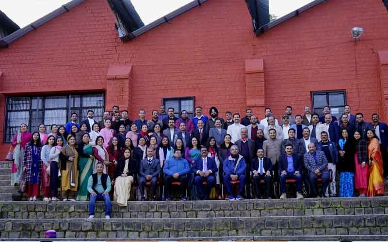 धर्मशाला कॉलेज में नैक की टीम ने परखीं विभिन्न व्यवस्थाएं