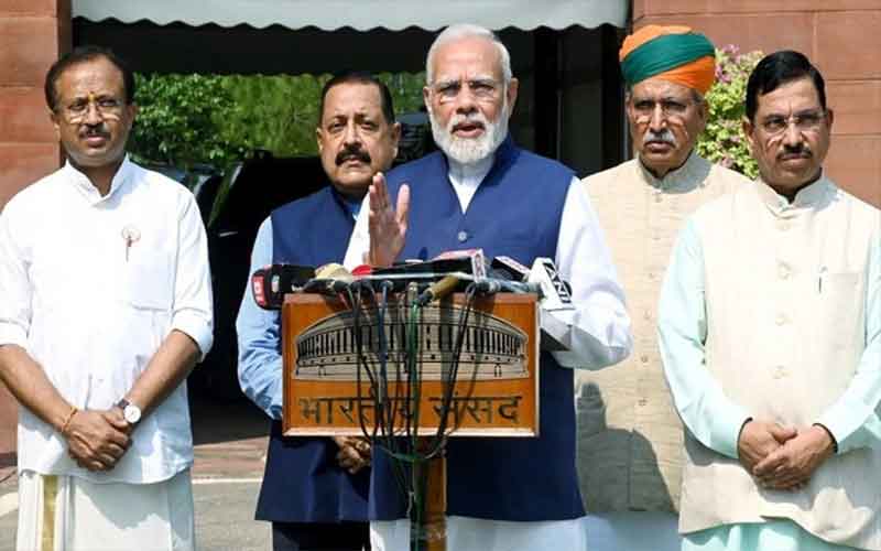 Parliament Winter Session: संसद के शीतकालीन सत्र का पहला दिन आज, मीडिया से रूबरू हुए पीएम मोदी