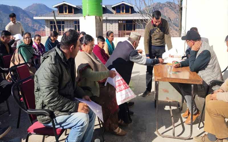 Revenue related works settled under good governance week in eight patwar circles of Junga