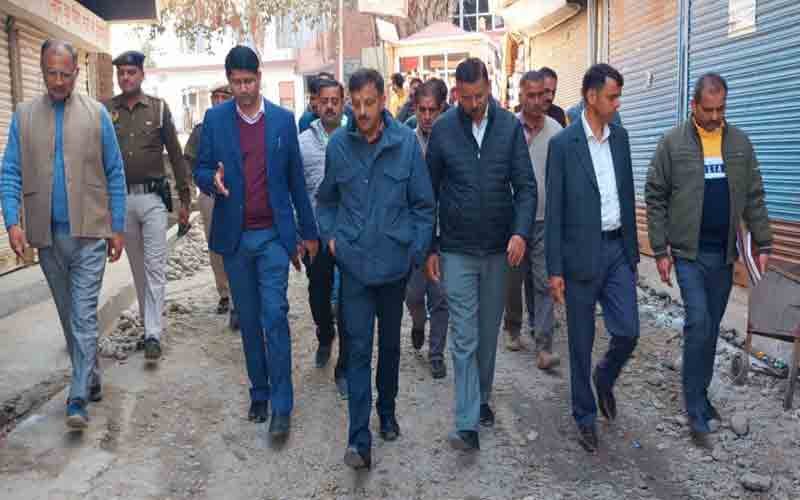 Secretary Language and Culture Department reviewed the arrangements of Chintpurni temple area, gave these instructions...