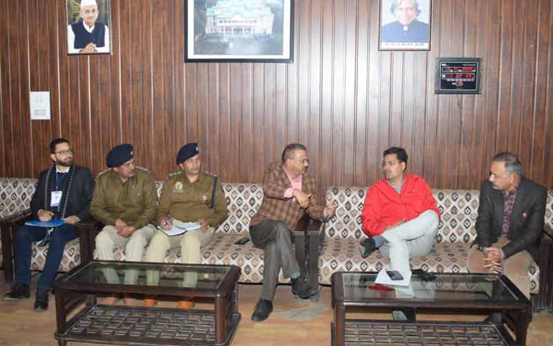 सामान्य पर्यवेक्षक ने मतगणना तैयारियो का लिया जायजा, बोले- ड्रोन व सीसीटीवी…