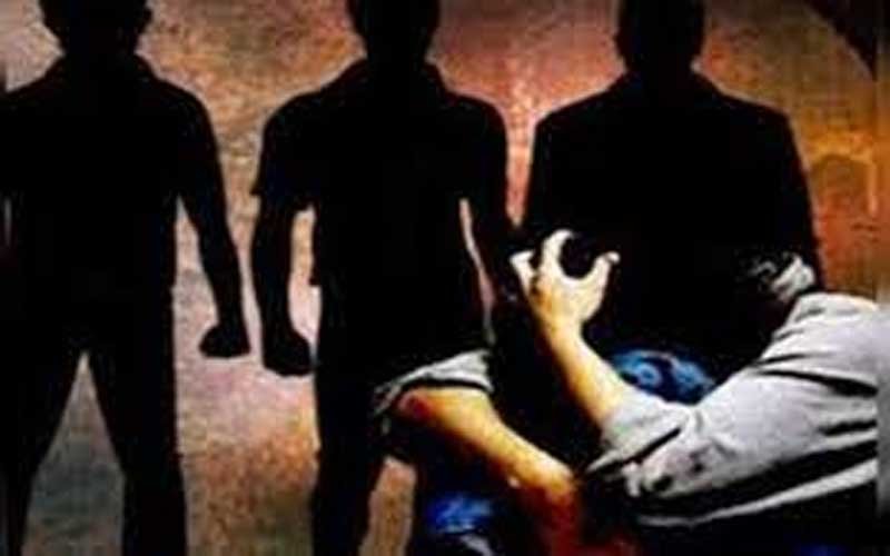 The young man was beaten up in the room by taking hostage, the police against the accused….