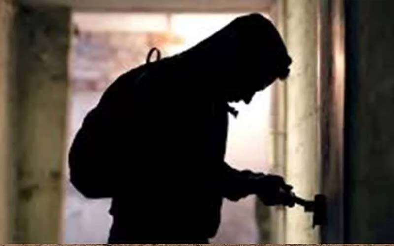 जिला में चोरी की वारदात: घर से लाखों के आभूषण उड़ा ले गए शातिर