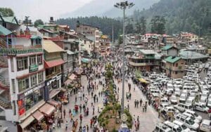 Tourist-city-Manali-started.jpg