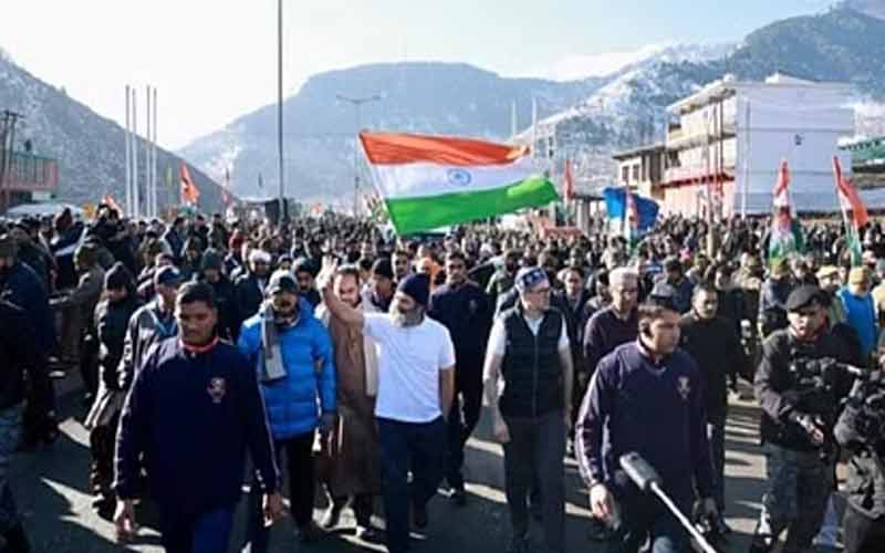 Bharat Jodo Yatra halted in Banihal, security is not available to go to the valley