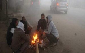 Himachal-shivers-due-to-sev.jpg