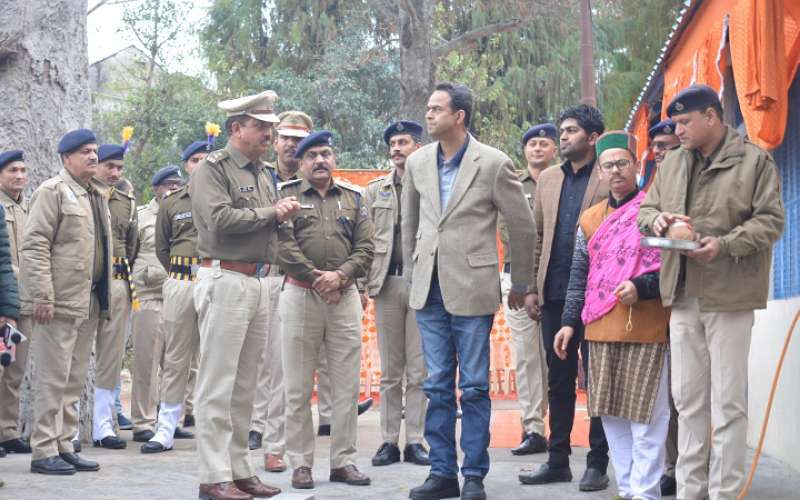 नाहन में हिमाचल प्रदेश कारागार विभाग का दूसरा कार वॉशिंग सेंटर शुरू, अब सस्ती दरों में होगी…