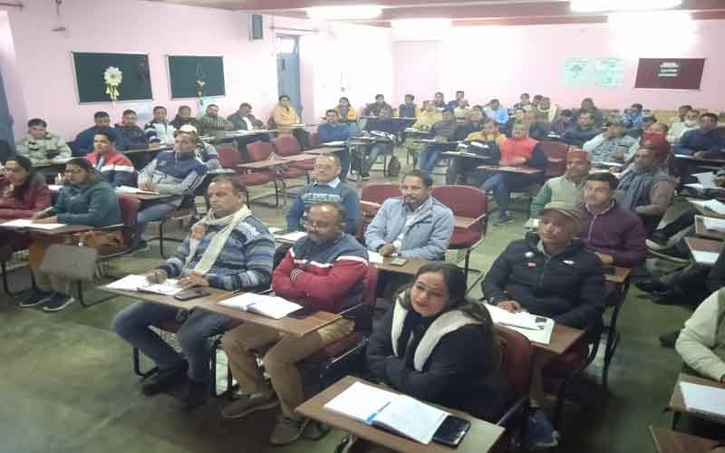 In DIET workshop teachers and children learned how to teach English through story