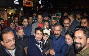 On New Year's Eve, the Chief Minister interacted with the tourists, the betel shopkeeper...