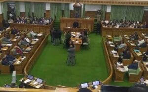 Opposition uproar on the first day of the House, Jairam Thakur raised slogans, Chief Minister said...