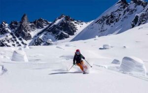 Tribal youth will learn to ski in the snow