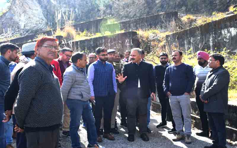 एनटीपीसी द्वारा स्थापित कॉलोनियों में सभी मूलभूत सुविधाएं जल्द होगी उपलब्ध- पंकज राय