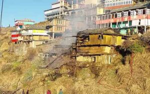 Fierce-fire-in-Shimla,-all-