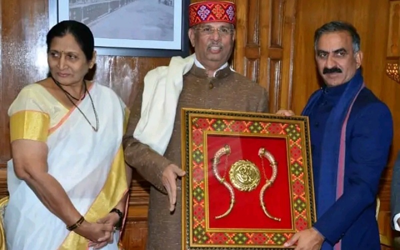 राज्यपाल राजेंद्र विश्वनाथ आर्लेकर को राजभवन में दी गई विदाई
