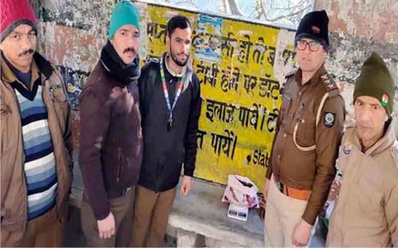 एचआरटीसी बस से पुलिस ने पकड़ी 2 किलो चरस, जांच में जुटी पुलिस