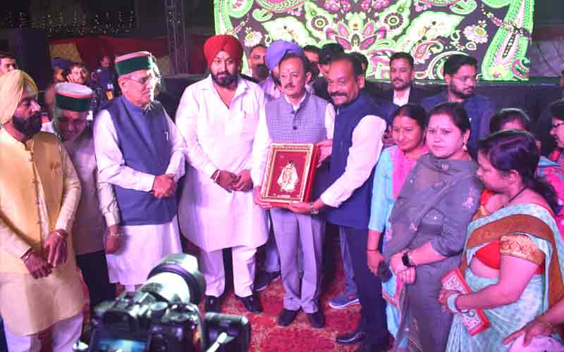 हर्षवर्धन चौहान ने पांवटा साहिब में तीन दिवसीय मेले का किया शुभारंभ