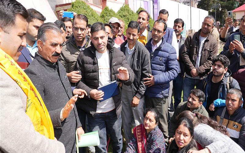 सीएम सुक्खू से बेरोजगार कला अध्यापक संघ ने की मुलाकात