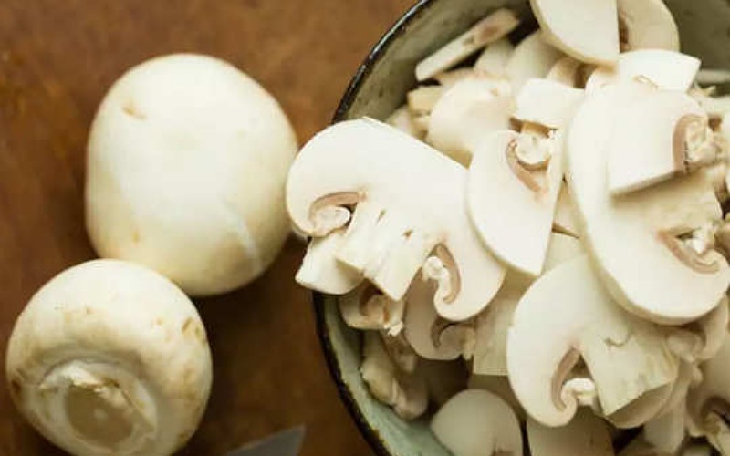 कसौली के गढ़खल गांव में मशरूम के सेवन से एक व्यक्ति की मौत, तीन की हालत नाजुक