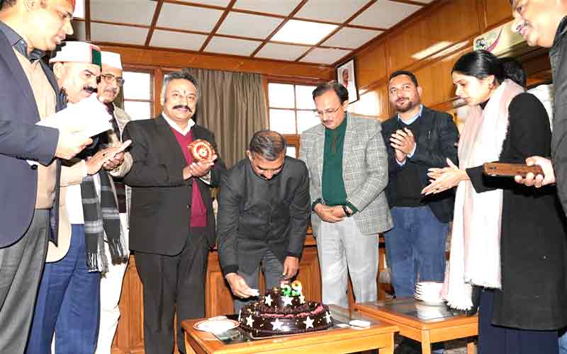 सीएम सुक्खू के जन्मदिवस पर सूचना एवं जनसंपर्क विभाग ने दी बधाई