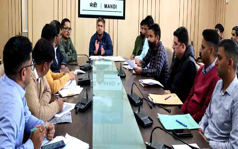 एनएचएआई मंडी जिला में फोरलेन की जद में आए 289 चिन्हित भवनों को हटाएगा- अरिंदम चौधरी