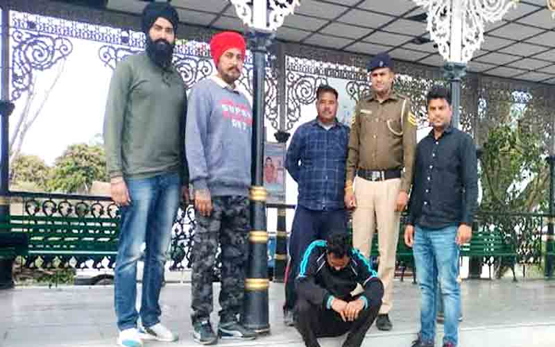 पुलिस ने हेरोइन सहित दबोचा तस्कर, पूछताछ जारी….