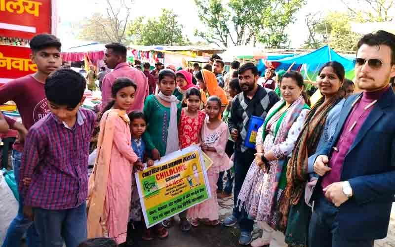 बाल भिक्षावृत्ति व बाल मजदूरी के खिलाफ माँ बालासुंदरी मेला त्रिलोकपुर में विशेष अभियान