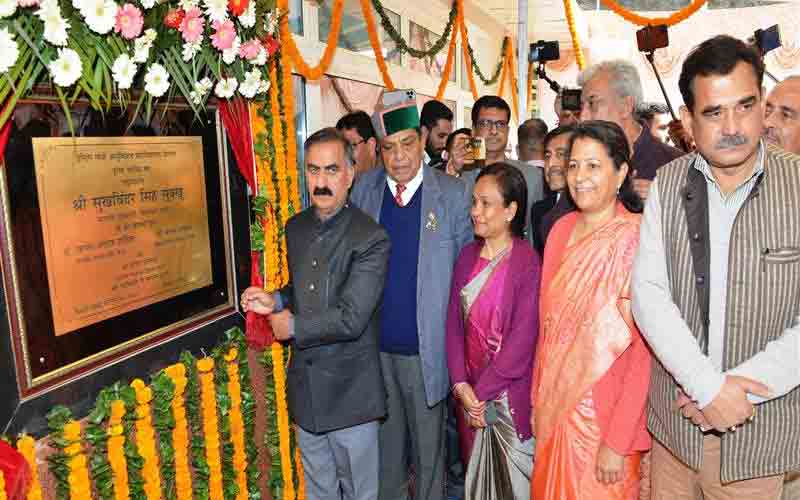मुख्यमंत्री ने आईजीएमसी में 30.90 करोड़ रुपए से निर्मित बहुमंजिला ट्रॉमा ब्लॉक का किया लोकार्पण