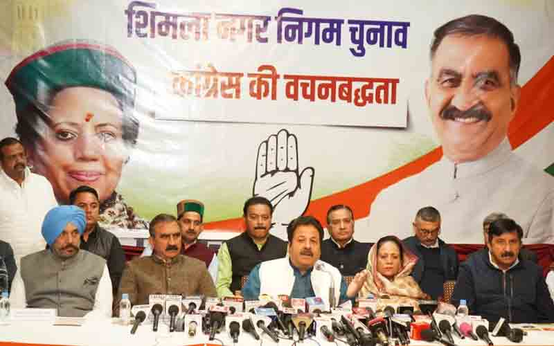 भाजपा मोदी के नाम पर नहीं, पिछले पांच साल में किए कामों के आधार पर चुनाव लड़े- राजीव शुक्ला