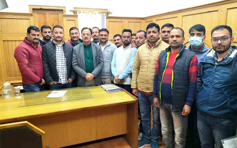 हिमाचल प्रदेश राज्य खनिज रक्षक संघ के प्रतिनिधिमंडल ने उद्योग मंत्री से की मुलाकात