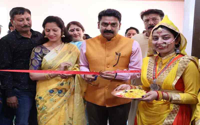 मंडी में चार दिवसीय हिमाचल उत्सव शुरू, विधायक चन्द्रशेखर ने किया शुभारंभ